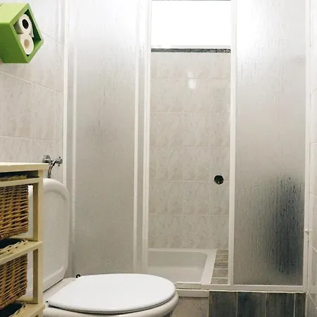 公寓 One Bedroom At 100 M Away From The Beach With Enclosed Garden And Wifi